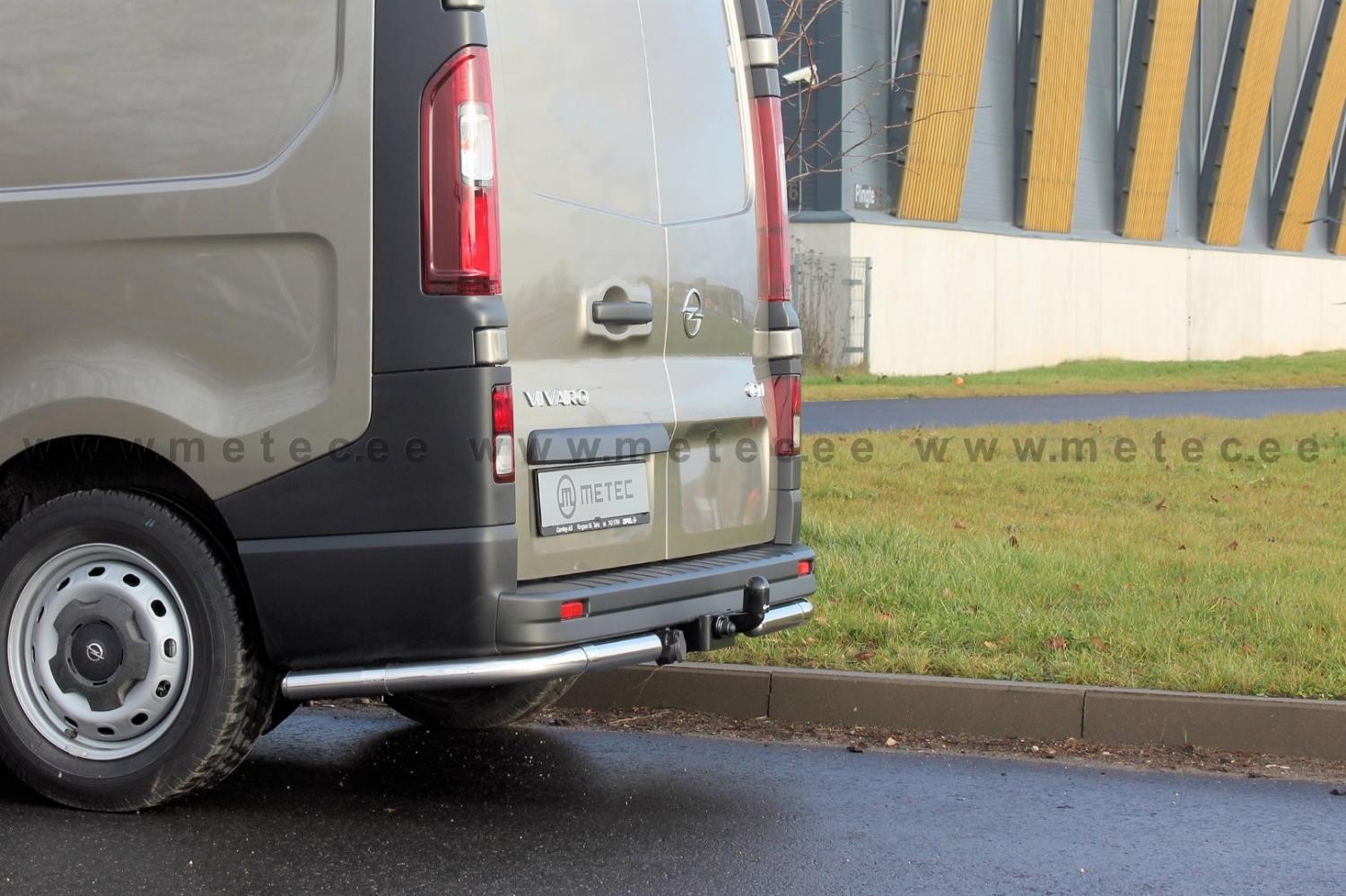 PROTECTION ARRIERE INOX POUR OPEL VIVARO 2014 REAR BAR 60MM