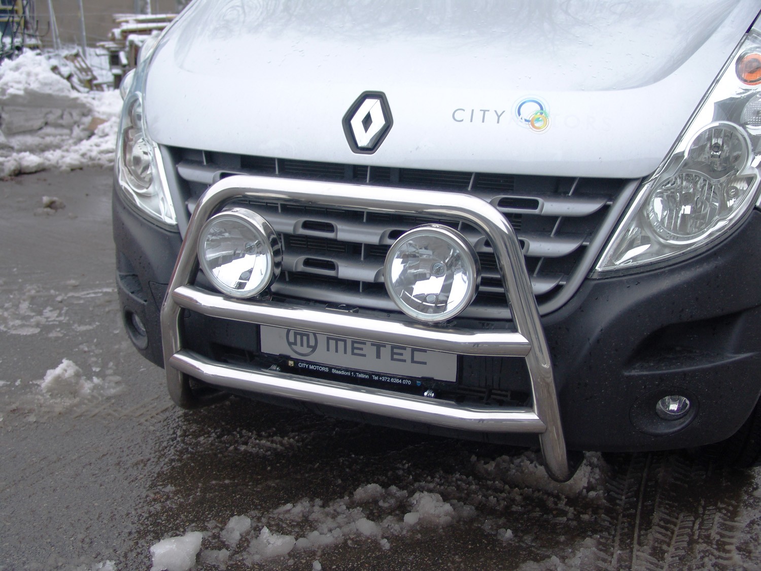 PARE BUFFLE EN INOX, BULL BAR POUR RENAULT MASTER 2010,