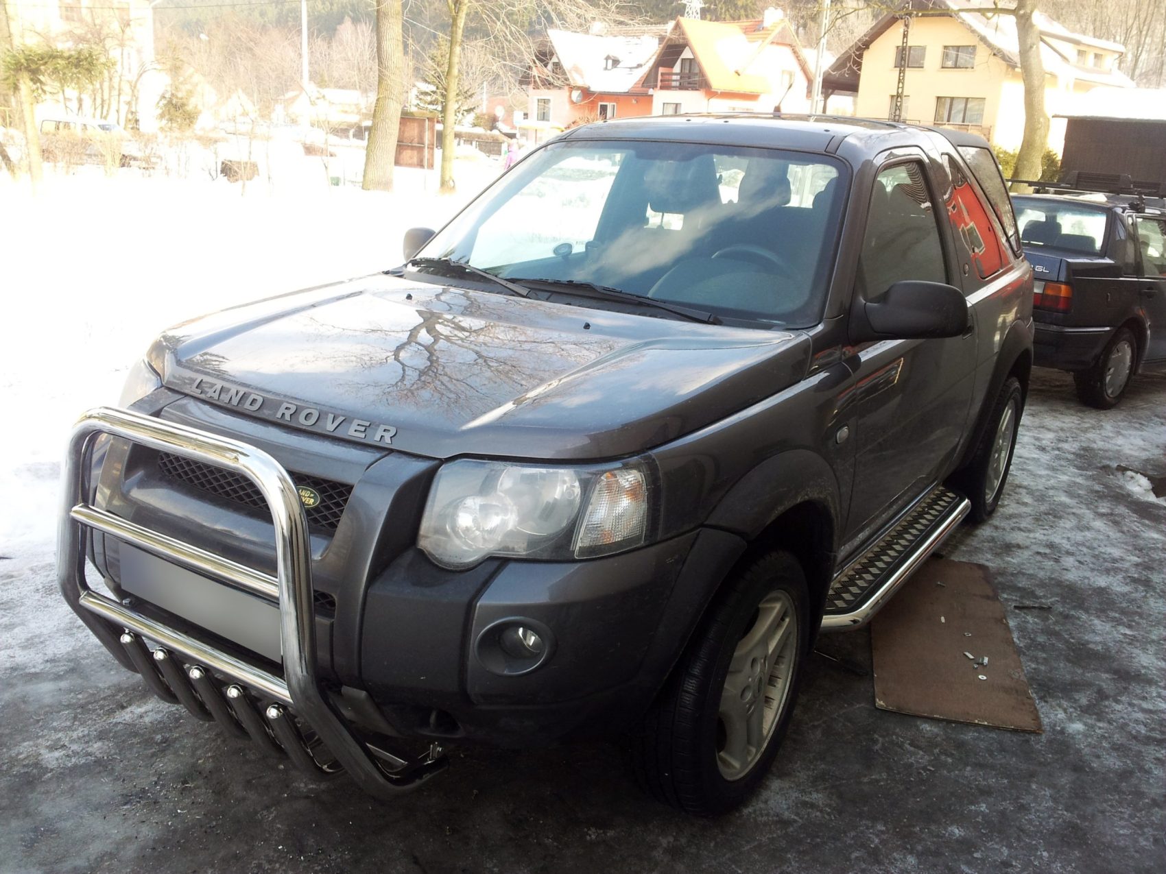 LAND ROVER FREELANDER 1 2004-2006 MARCHE-PIEDS INOX PLAT / PROTECTIONS LATERALES I 1996-2006 339,00 €