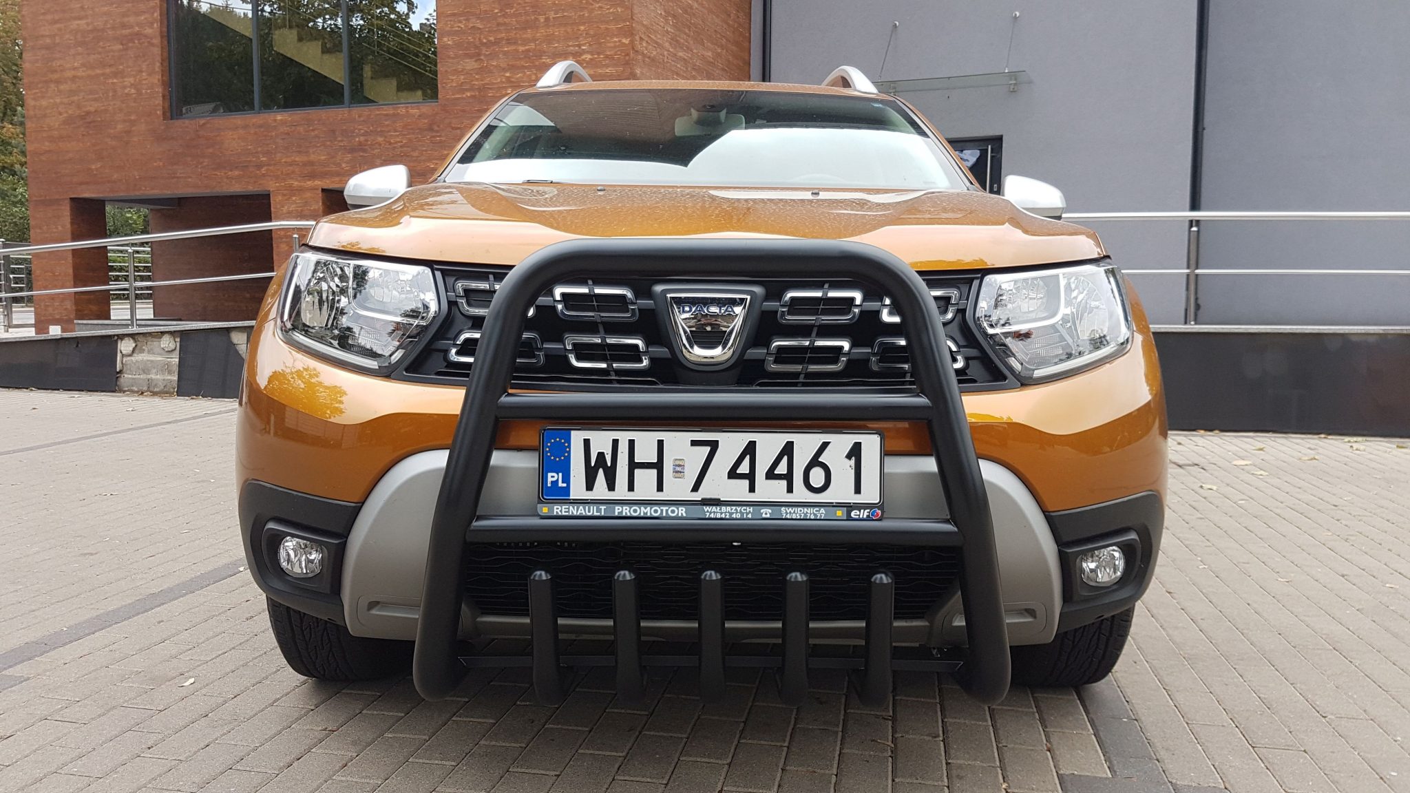 DACIA DUSTER 2017+ PARE BUFFLE HAUT AVEC GRILLE DE PROTECTION CARTE...