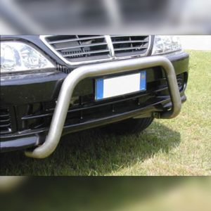 PARE-BUFFLE BAS INOX SUR SSANGYONG MUSSO 1999-2006