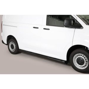 Pedane latérales pour Volkswagen T7 Transporter L1 2025 en inox noir durable, certifiées TÜV, conçues pour usage utilitaire intensif 2025, 2026.