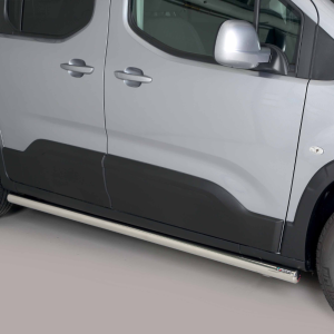 Protections latérales Misutinida noires sur Peugeot Rifter MWB 2020, vue de côté