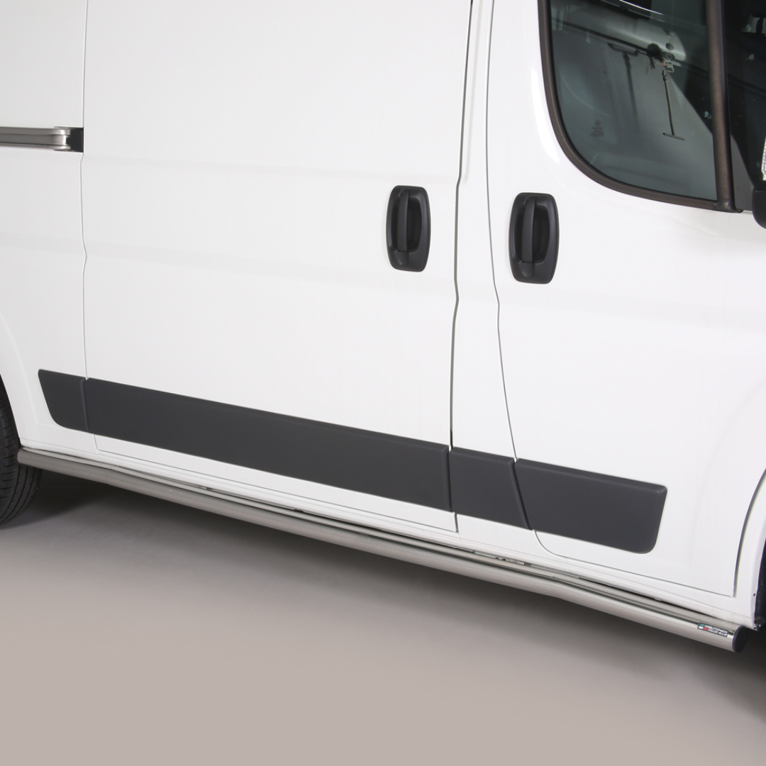 Protection latérale Citroën Jumper L2 (MWB) 2014-2023 – Noir ou Chromé